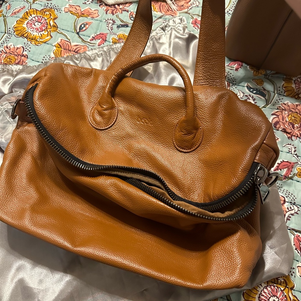 Bek handbag